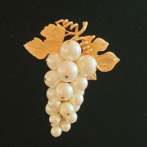 Vintage Bunch Of Grapes Brooch